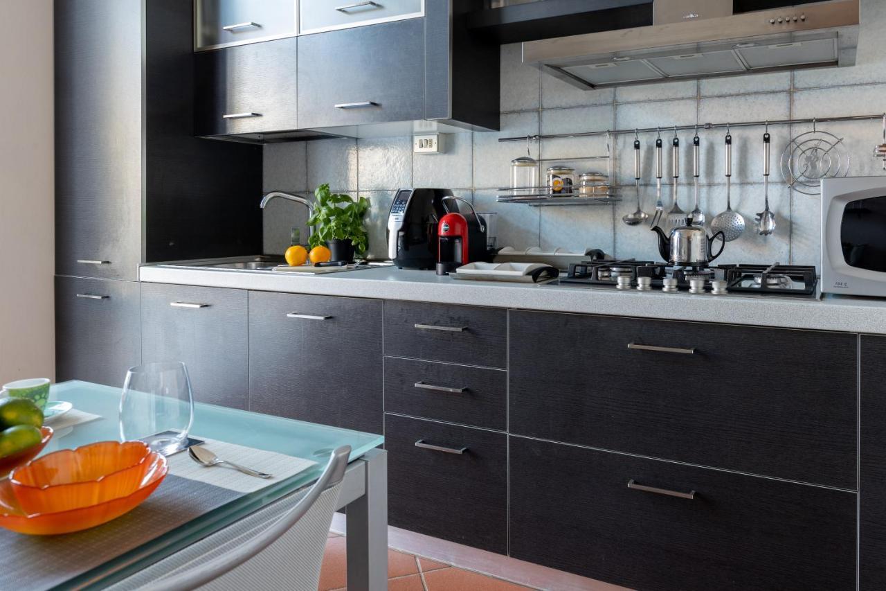 Tranquil Elegance In The Heart Of Pisa - Historic Convent Apartment Kültér fotó